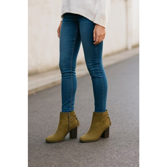Boho Chic Olive Suede Block Heel Ankle Boots “Stacey” Style Size 7 - Picture 1 of 10